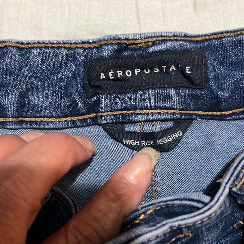 This jeans have a small loose of thread on pockets small defects